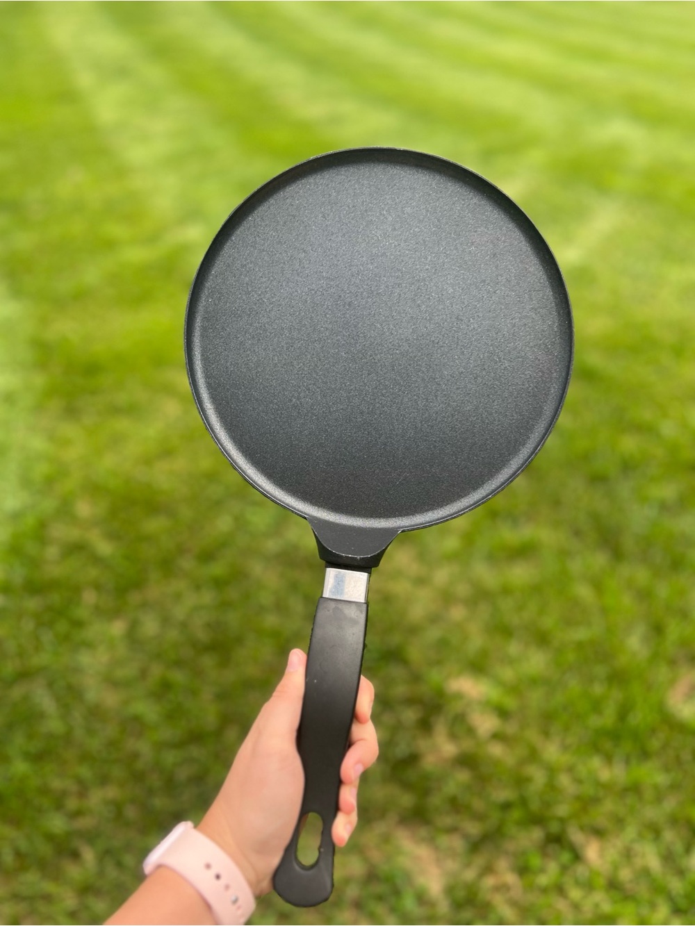 Imusa Black Crepe and Pancake Pan Great Condition Hardly Used